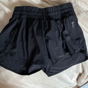 LuLu Lemon Black Tracker Short “4